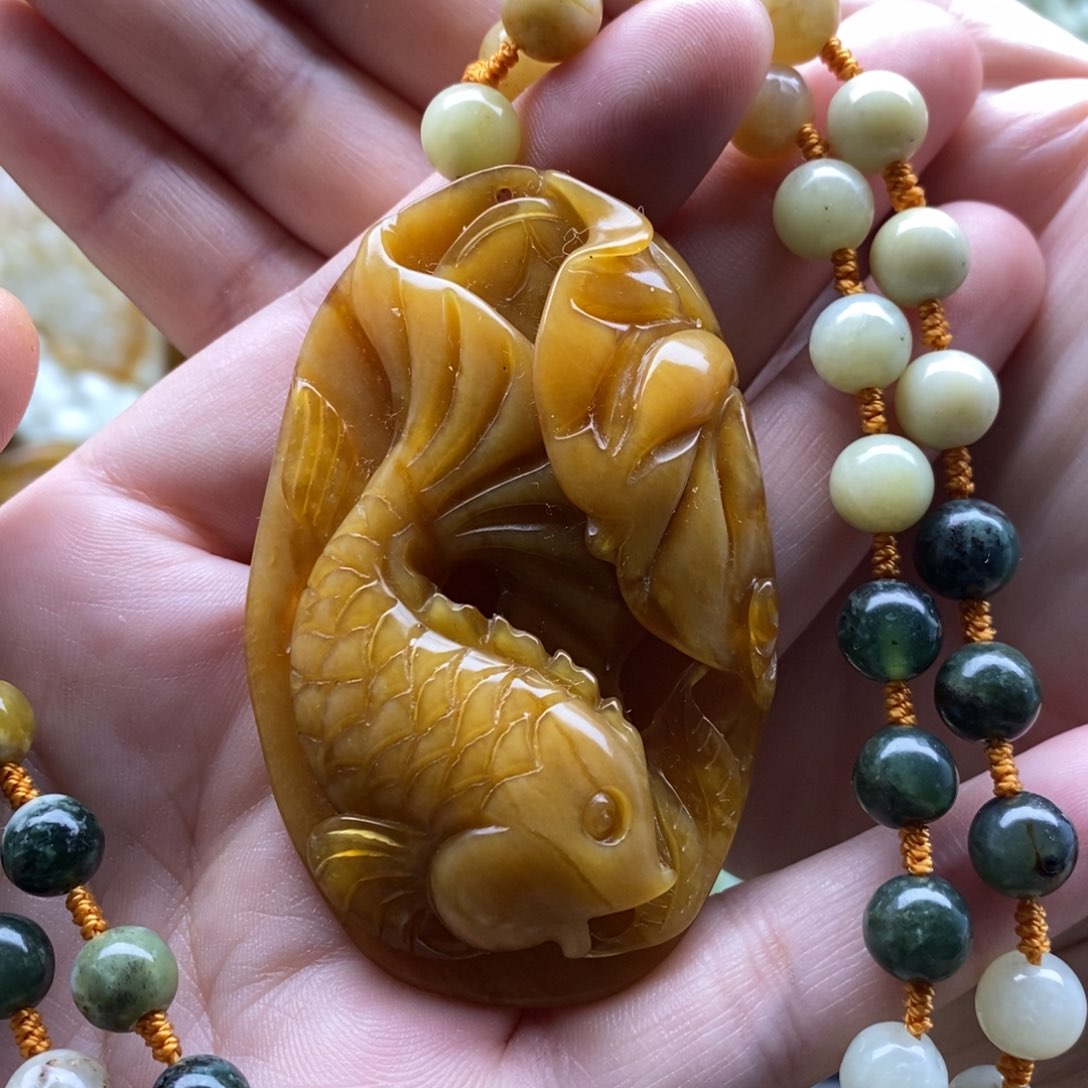 【闪购商品】岫玉颈饰未镶嵌鱼