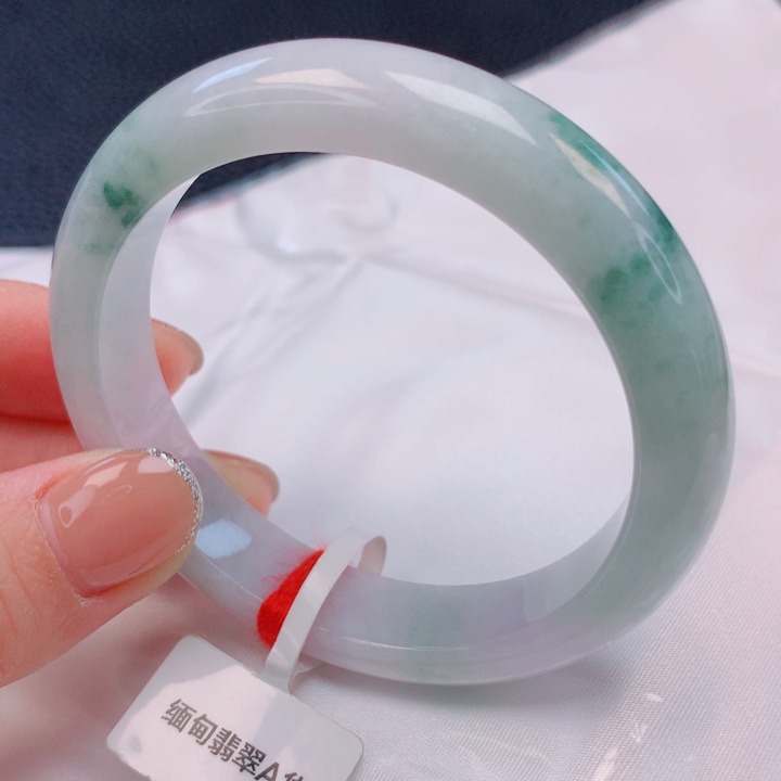 宝***儿翡翠未镶嵌手镯54圈口