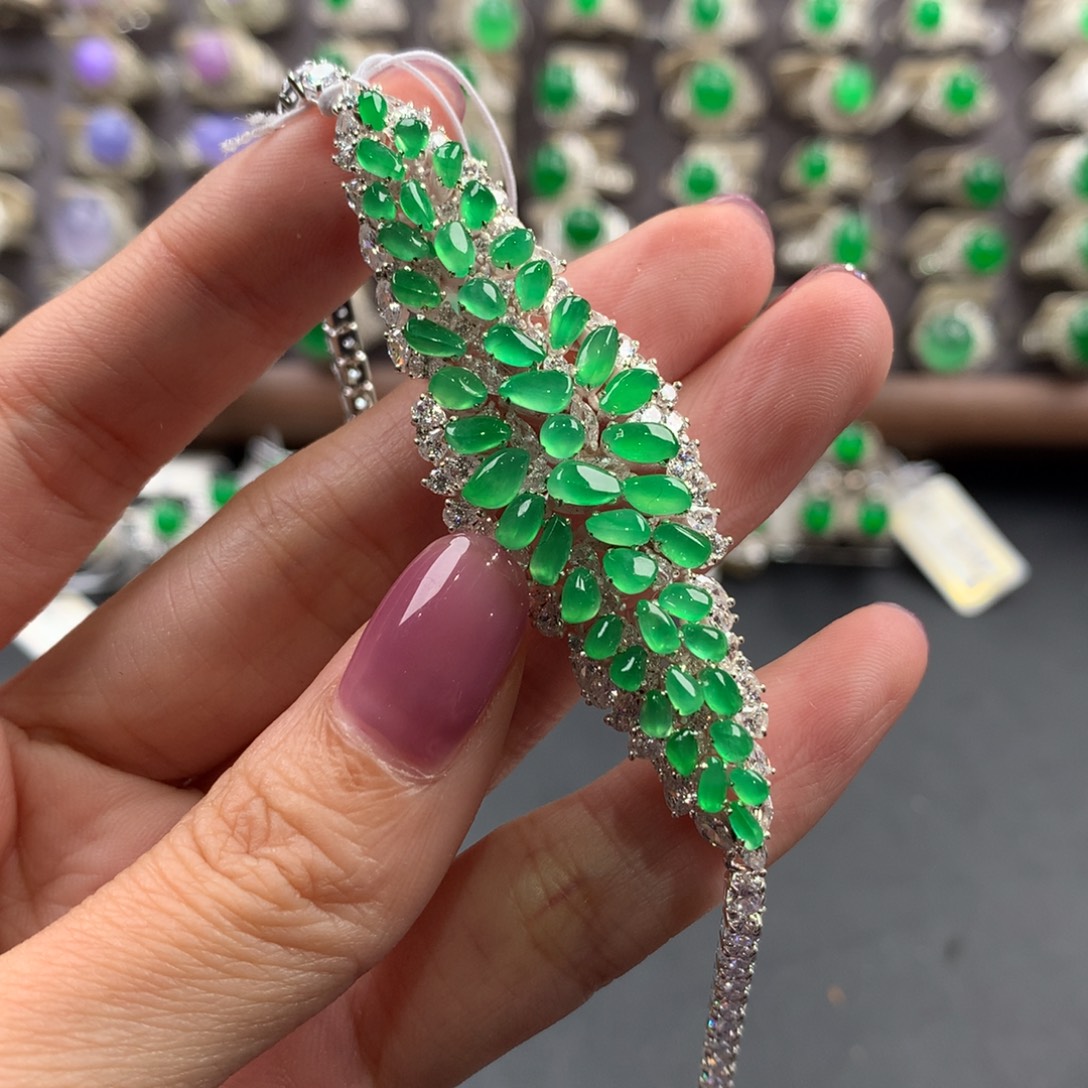 定制翡翠未镶嵌木纳