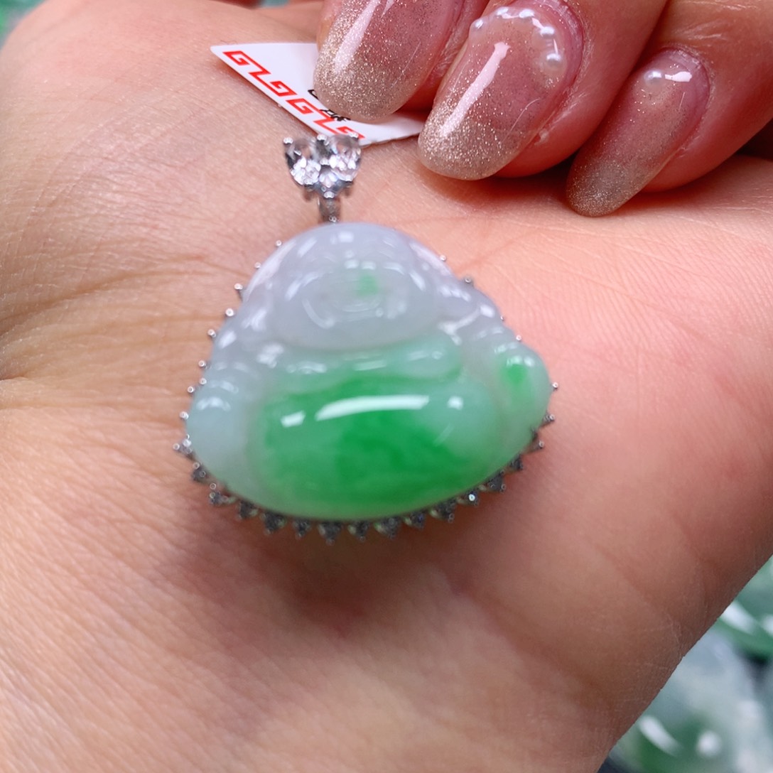 翡翠颈饰18K金镶嵌天然翡翠