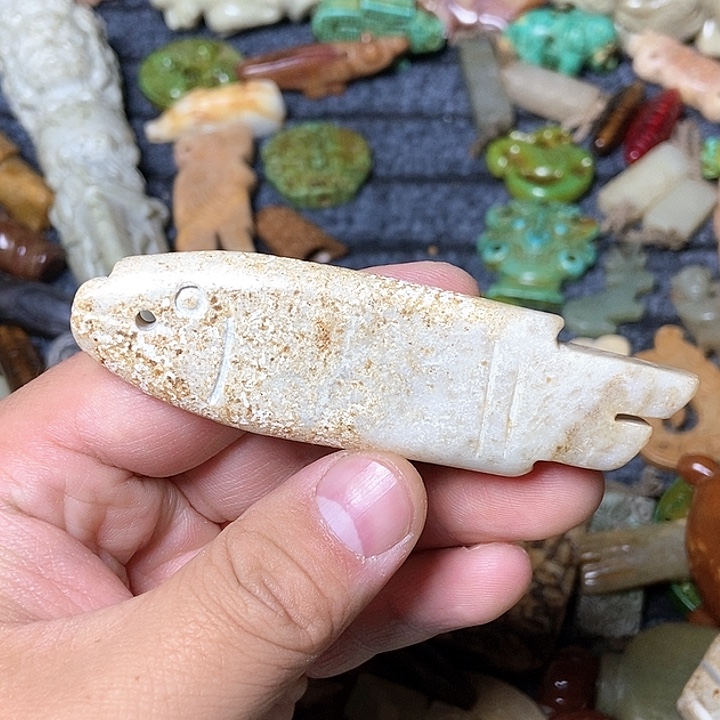 和田玉未镶嵌颈饰140