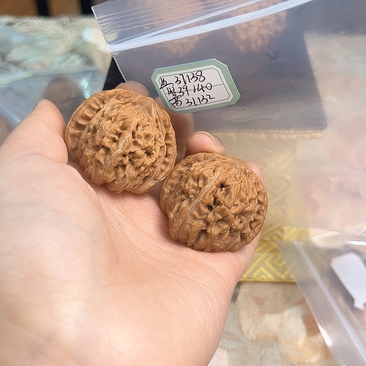 文玩核桃把件一代楼