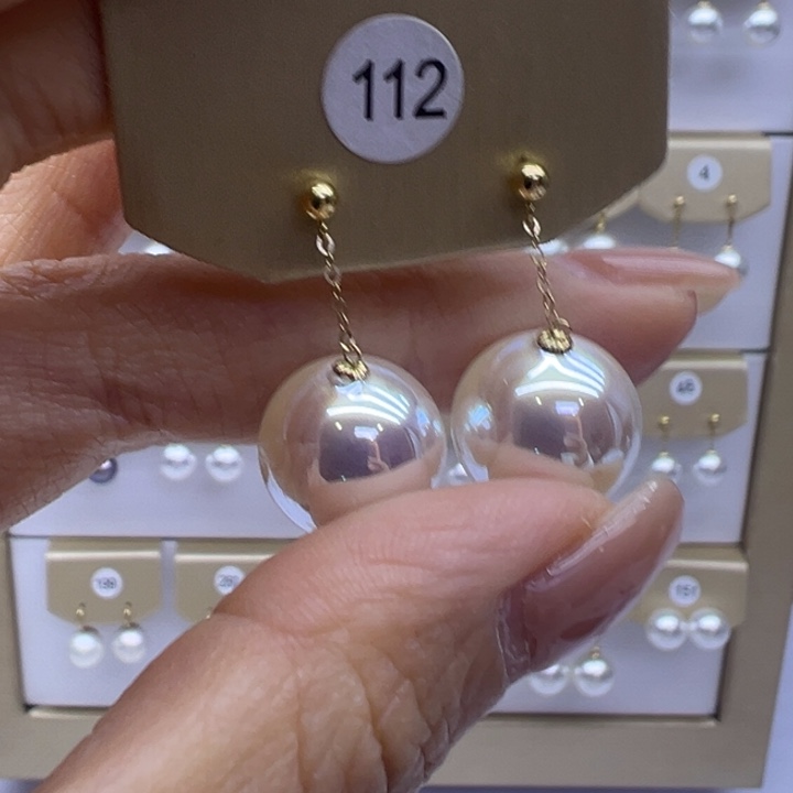 淡水珍珠18K金镶嵌耳饰