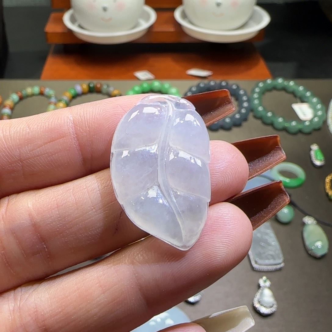 翡翠耳饰未镶嵌叶子