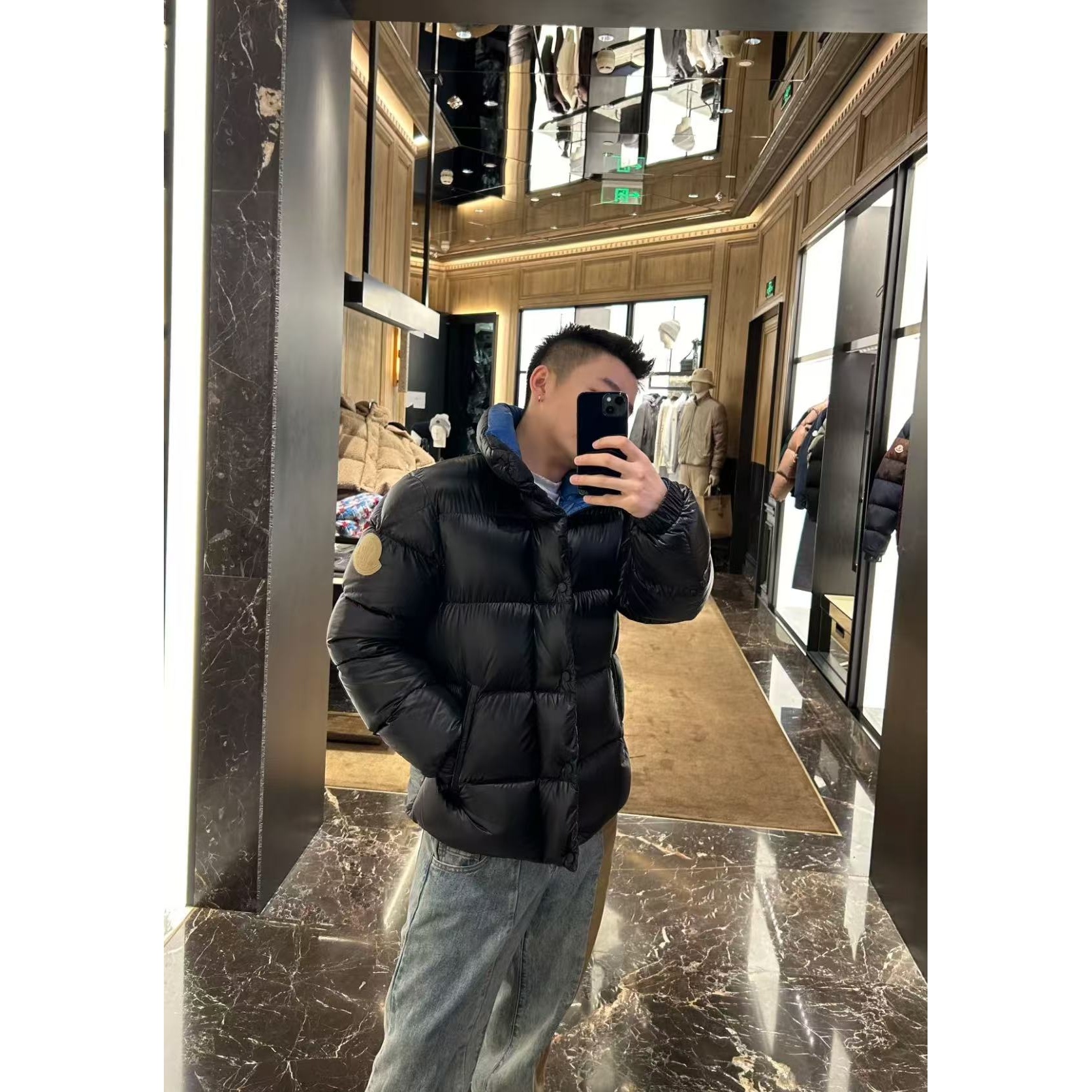 未使用 MONCLER MJ 秋冬 短款立领纯色长袖羽绒服男款 1A00188