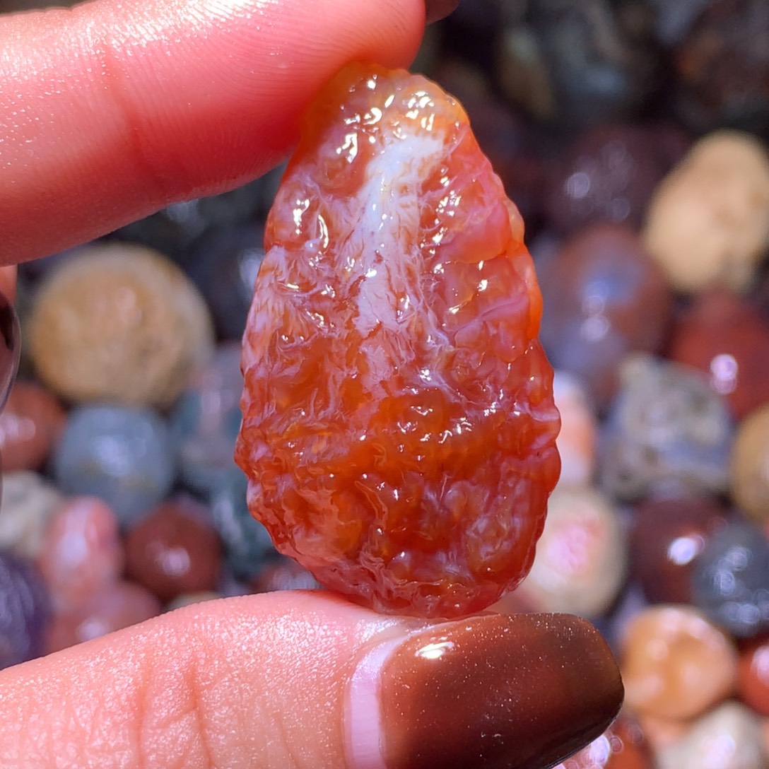 石材冰透血脉吊坠