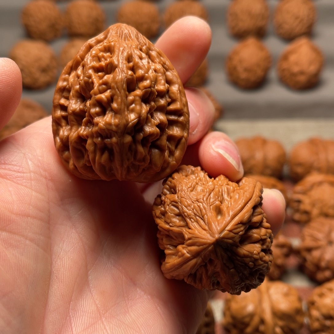 文玩核桃把件39虎头王