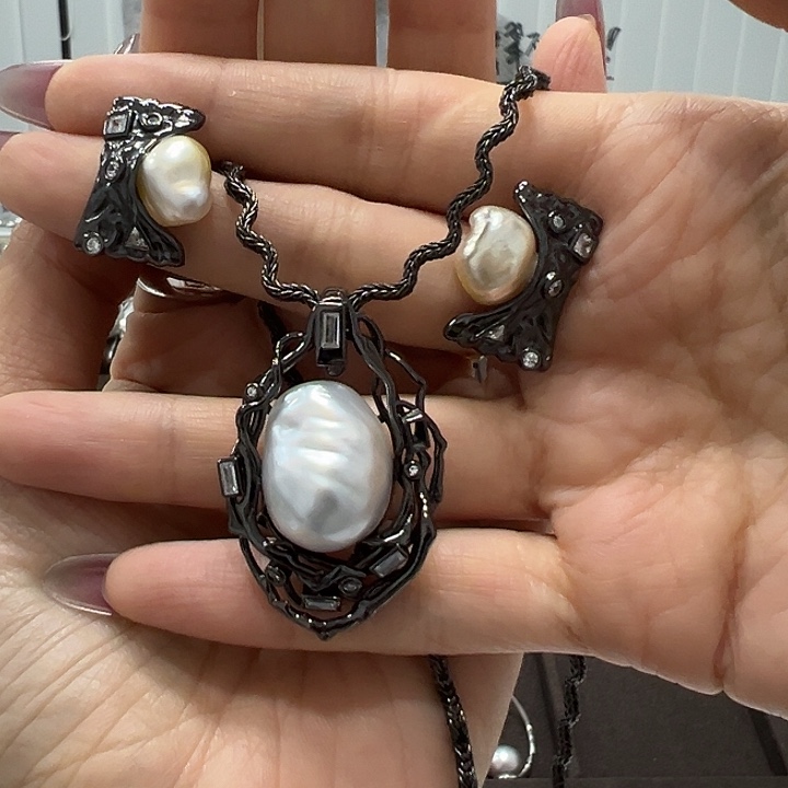 银S925镶嵌耳饰海水珍珠千*～