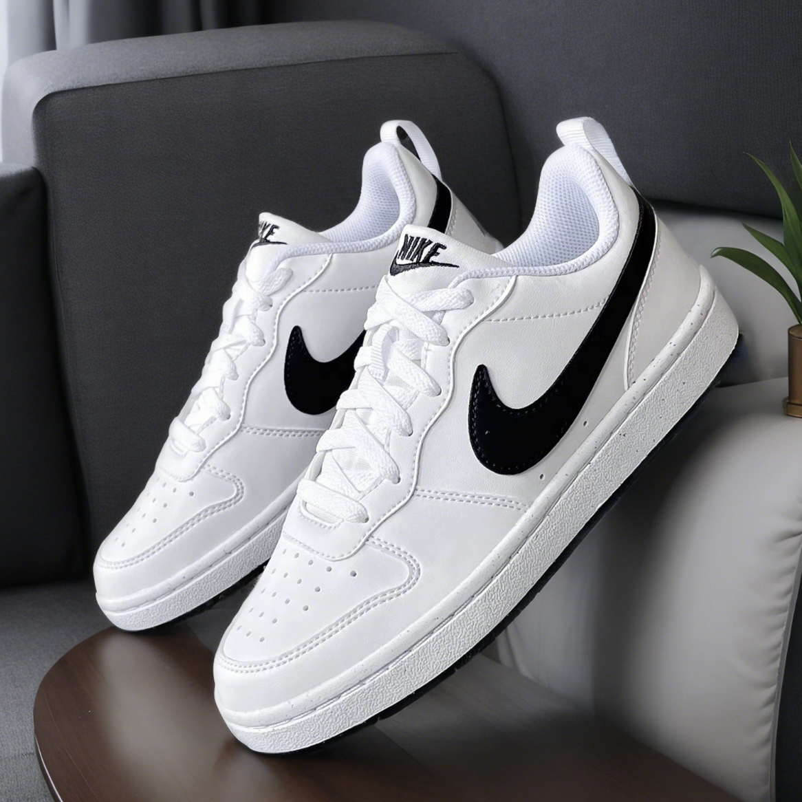 NIKE/耐克Court Borough 白黑休闲四季低帮板鞋男女DV5456-104
