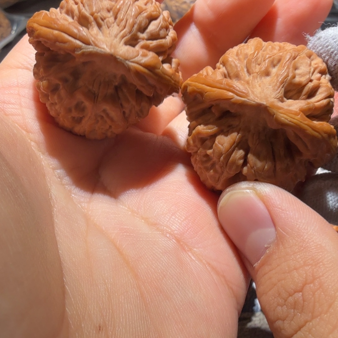 把件文玩核桃莲花