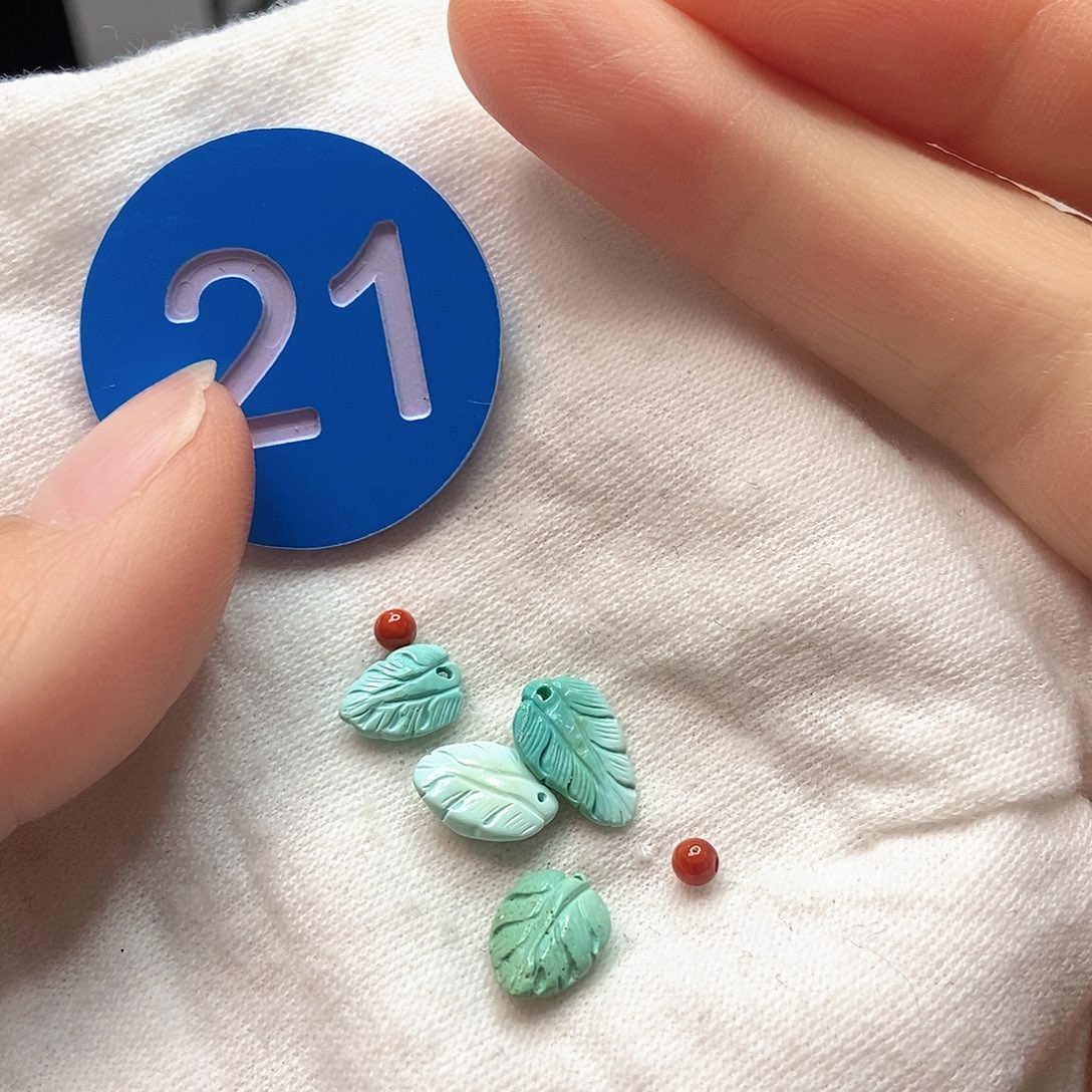 南红玛瑙未镶嵌珠宝奇石