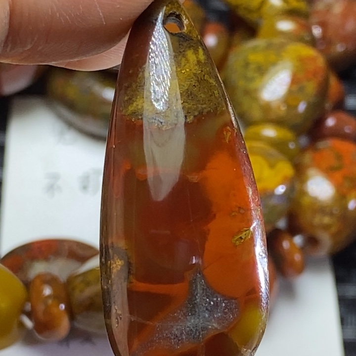 玛瑙/玉髓颈饰未镶嵌