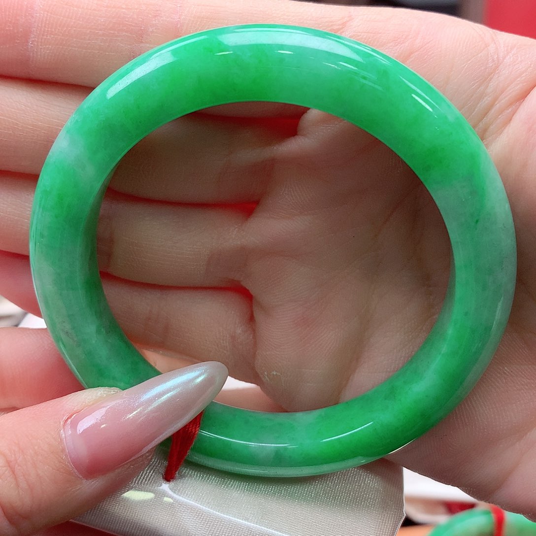 未镶嵌手镯翡翠翡翠