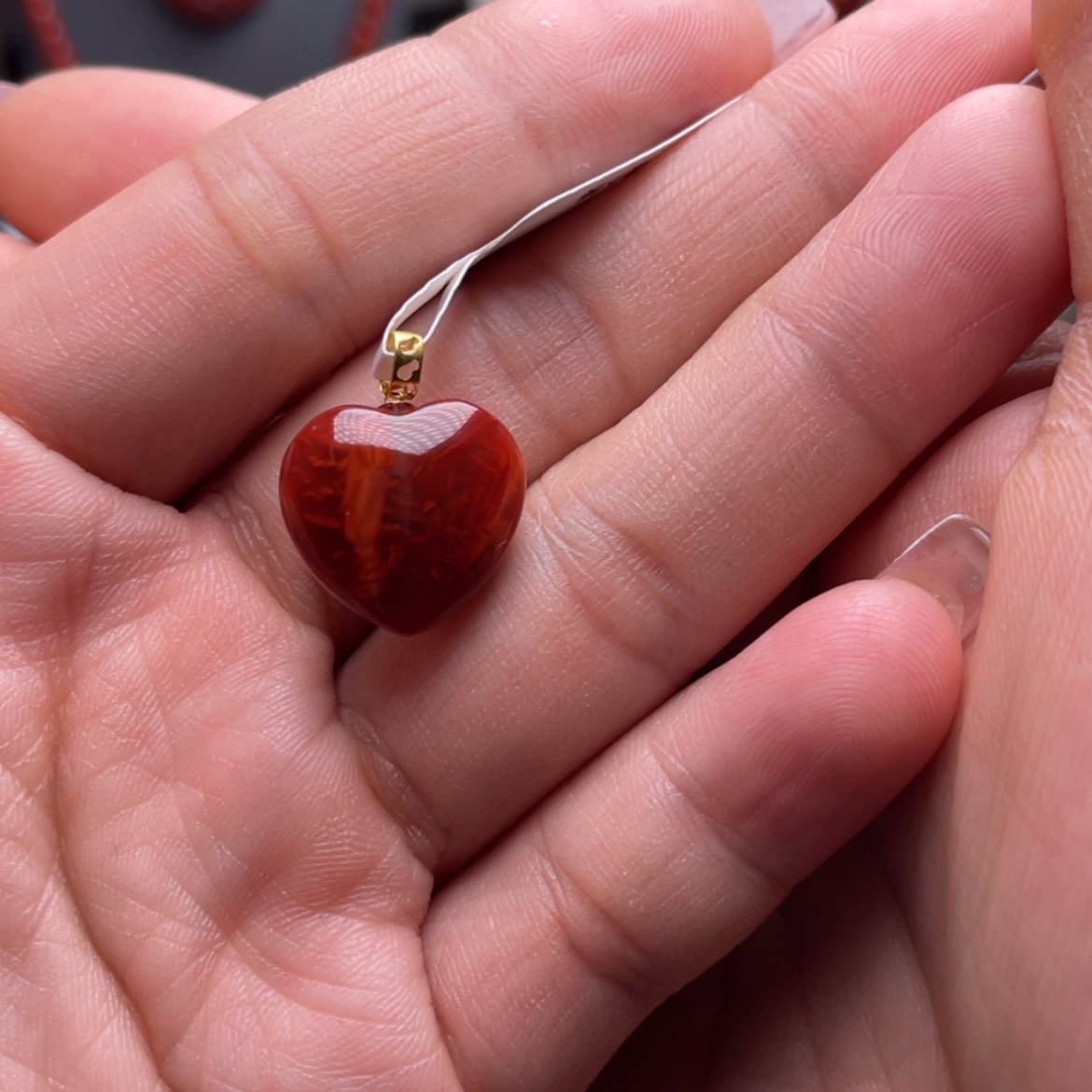 【闪购商品】南红玛瑙爱心吊坠18K金镶嵌