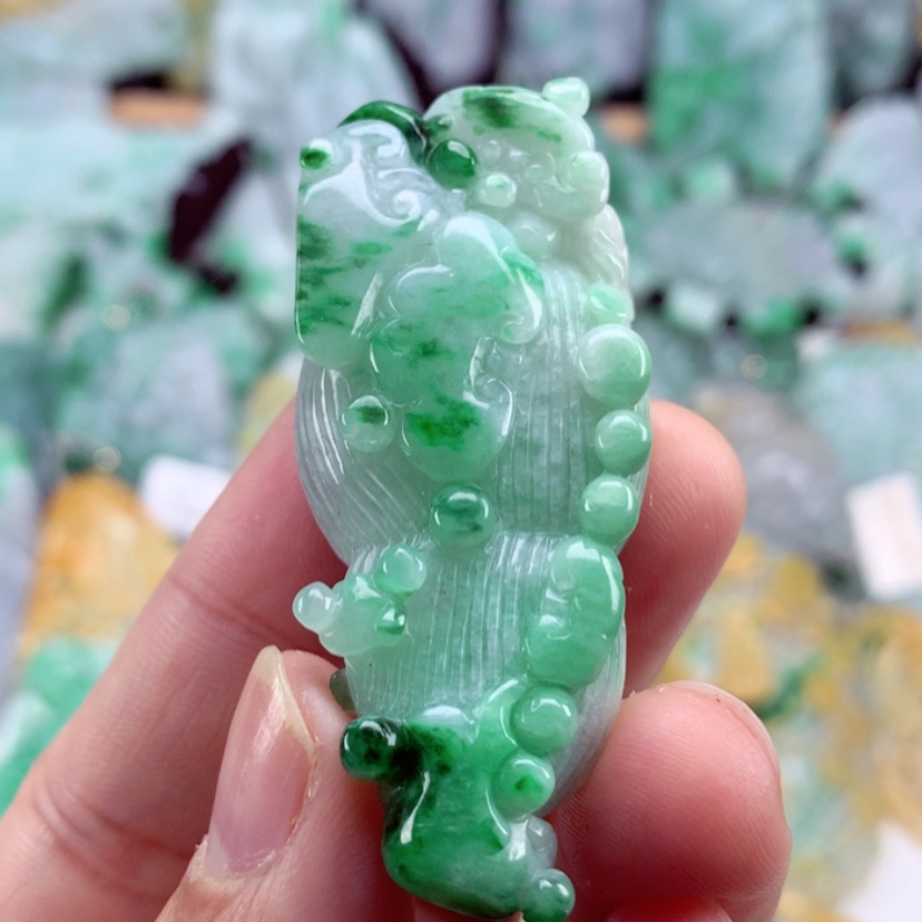 【闪购商品】翡翠吊坠(不含链)未镶嵌