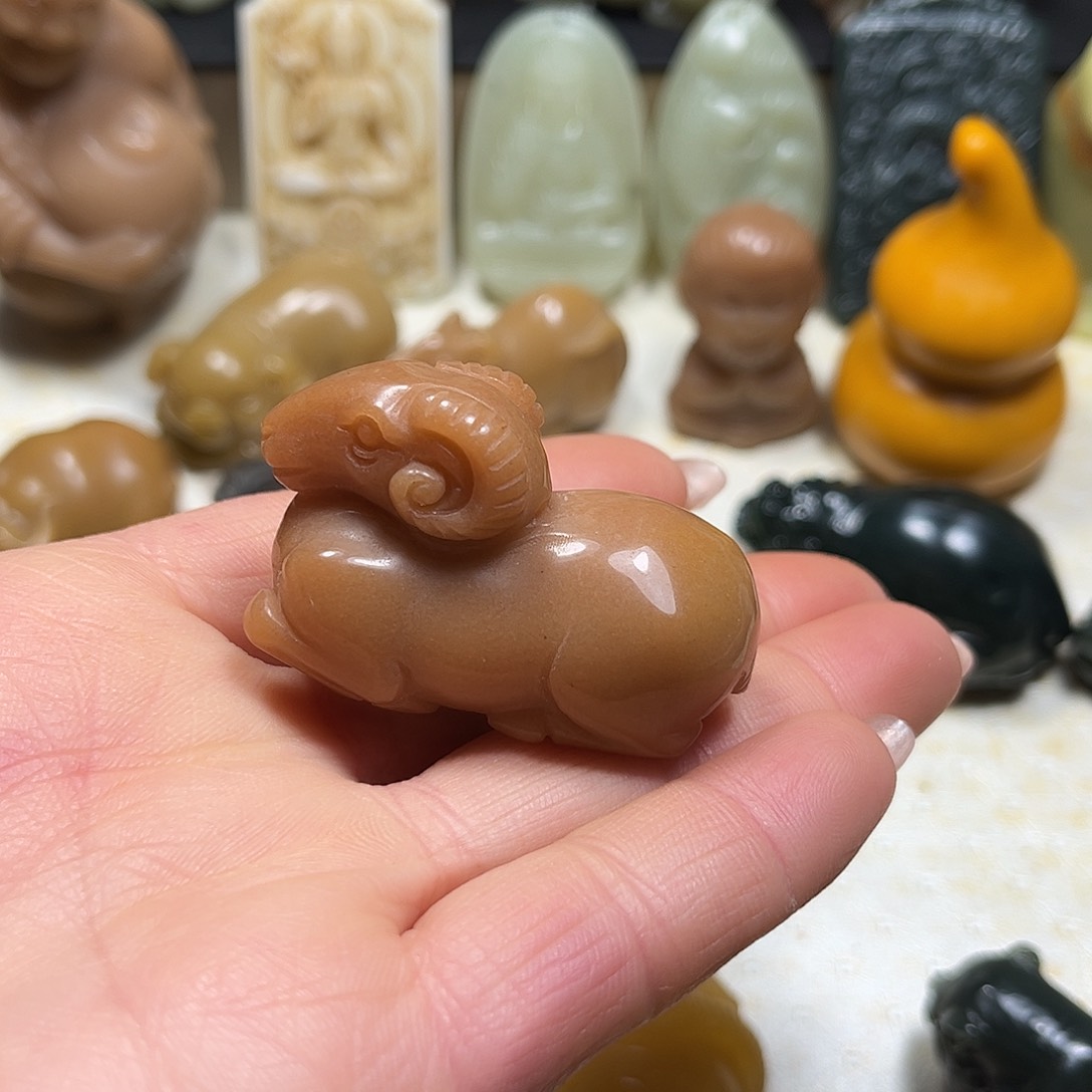 白玉菩提吊坠白玉菩提吊坠