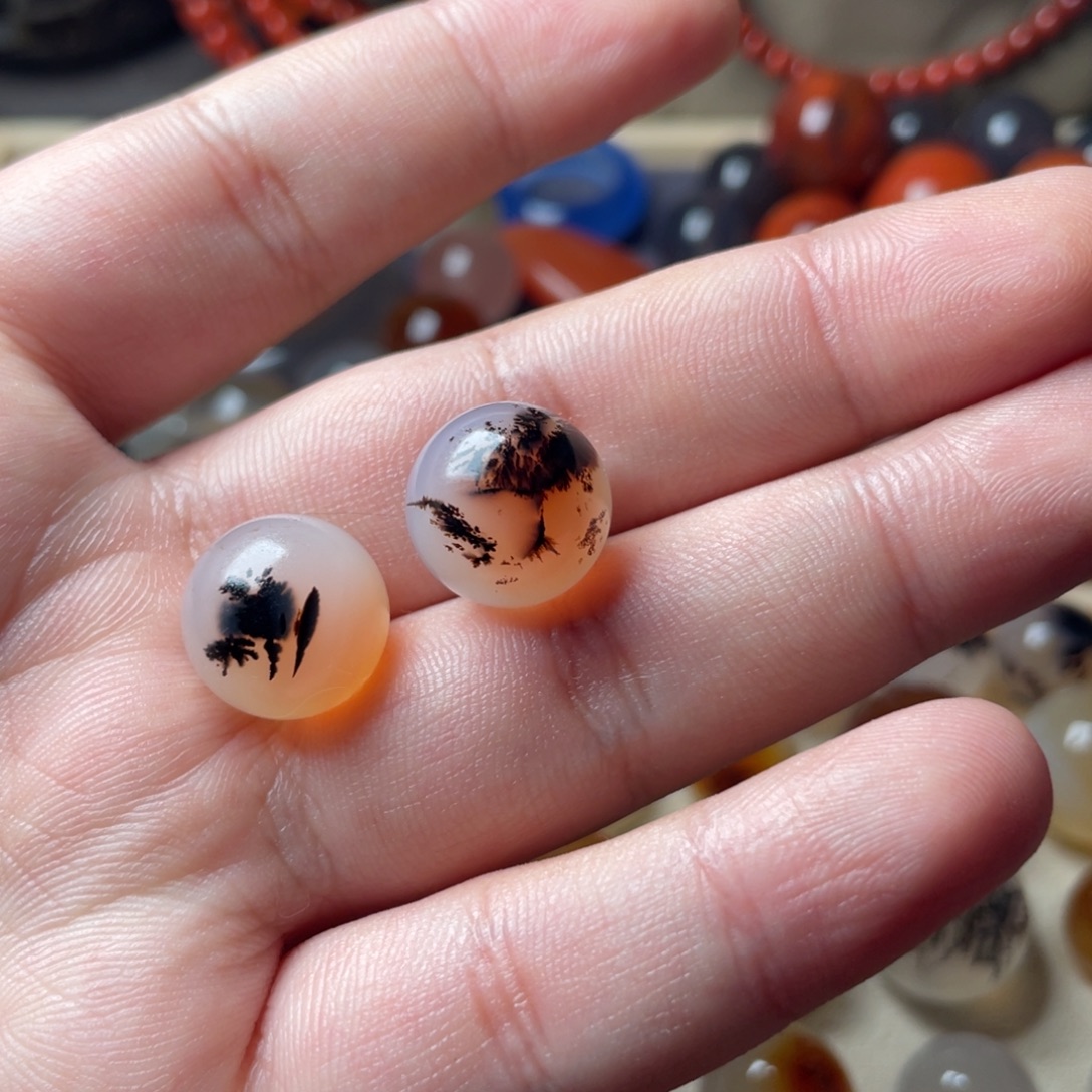 自***观南红玛瑙未镶嵌手串