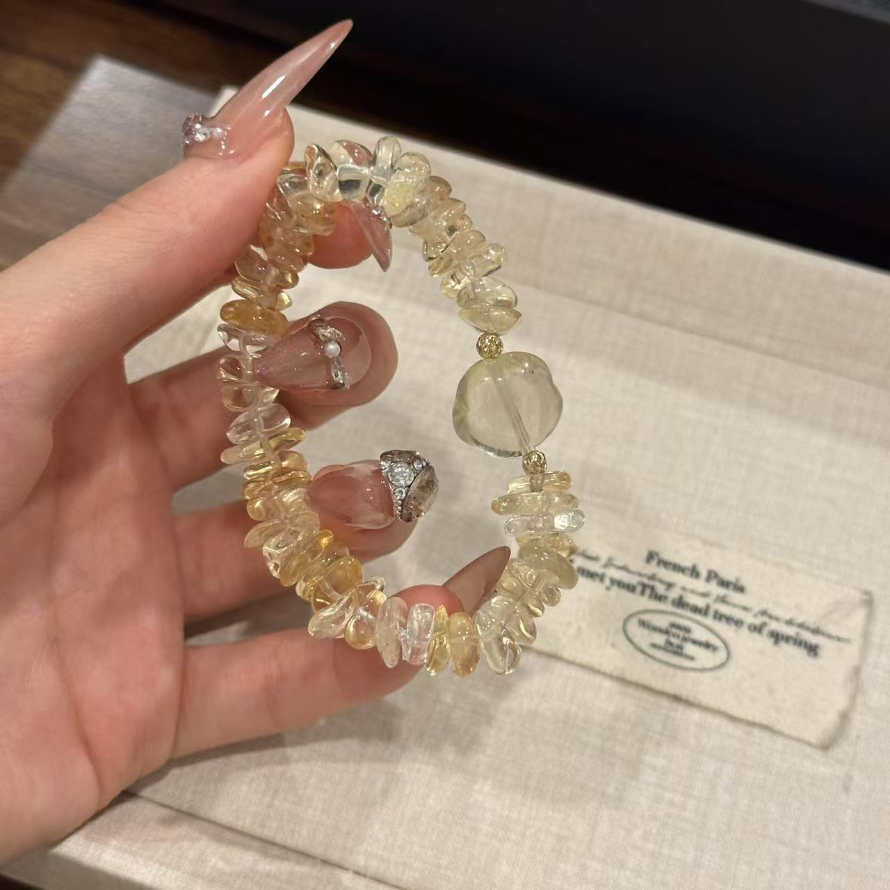 S574 黄水碎石顶珠黄水设计手串 颜色微差 多样性发一