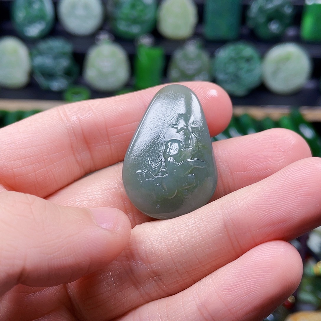 和田玉未镶嵌珠宝奇石