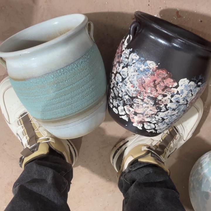 紫砂花盆口径20高度23两只小瑕疵