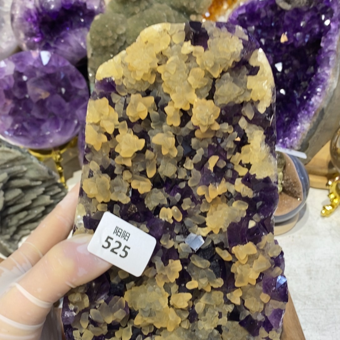 紫晶未镶嵌大型摆件（非配饰）方解石