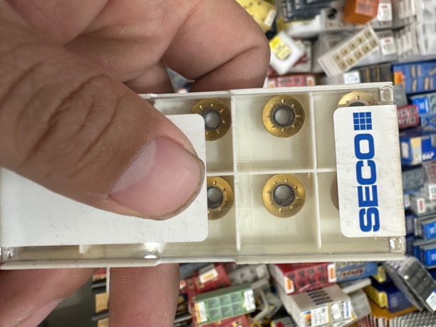山高R5铣刀片，加工不锈钢