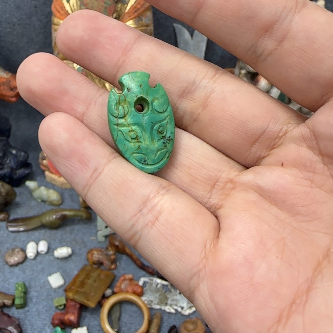 未镶嵌和田玉（糖玉）挂件