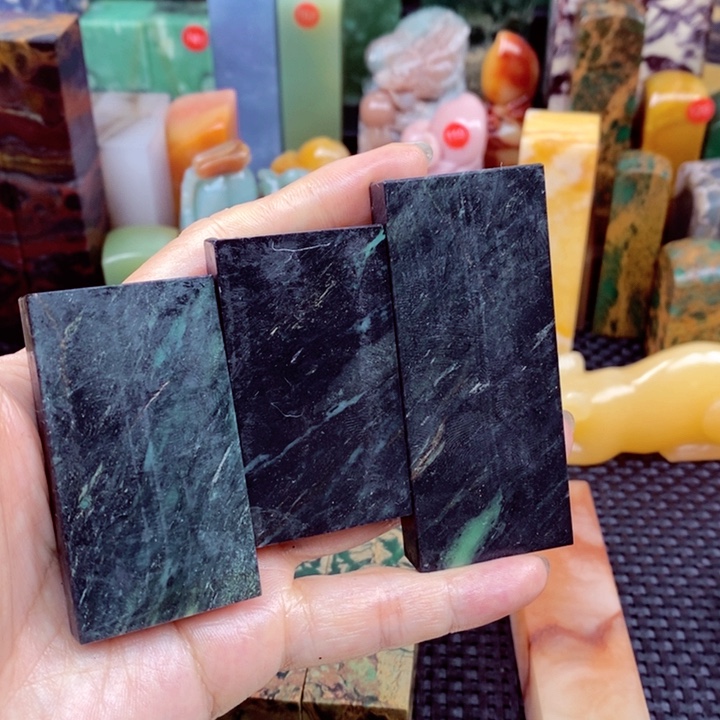 青田石印石百*果缅甸石头