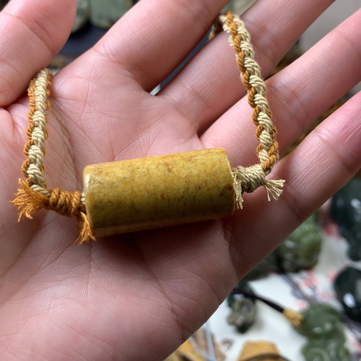 岫岩河磨玉（透闪石质玉）挂件未镶嵌