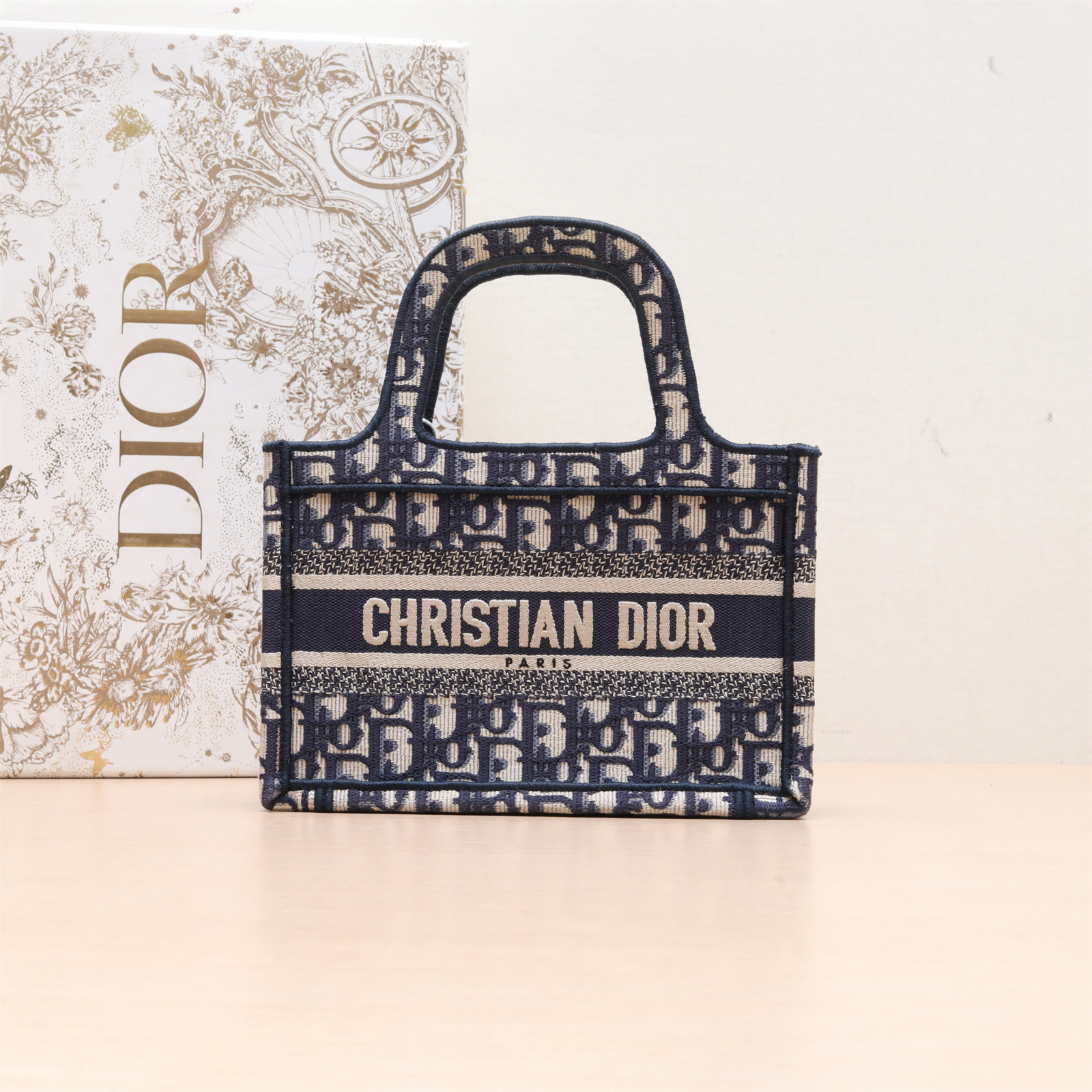95新 DIOR/迪奥 佳珊专属P224291434 Book Tote 迷你 印花刺绣