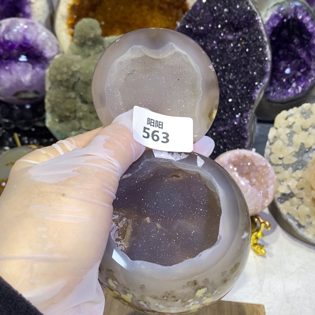 未镶嵌大型摆件（非配饰）水晶