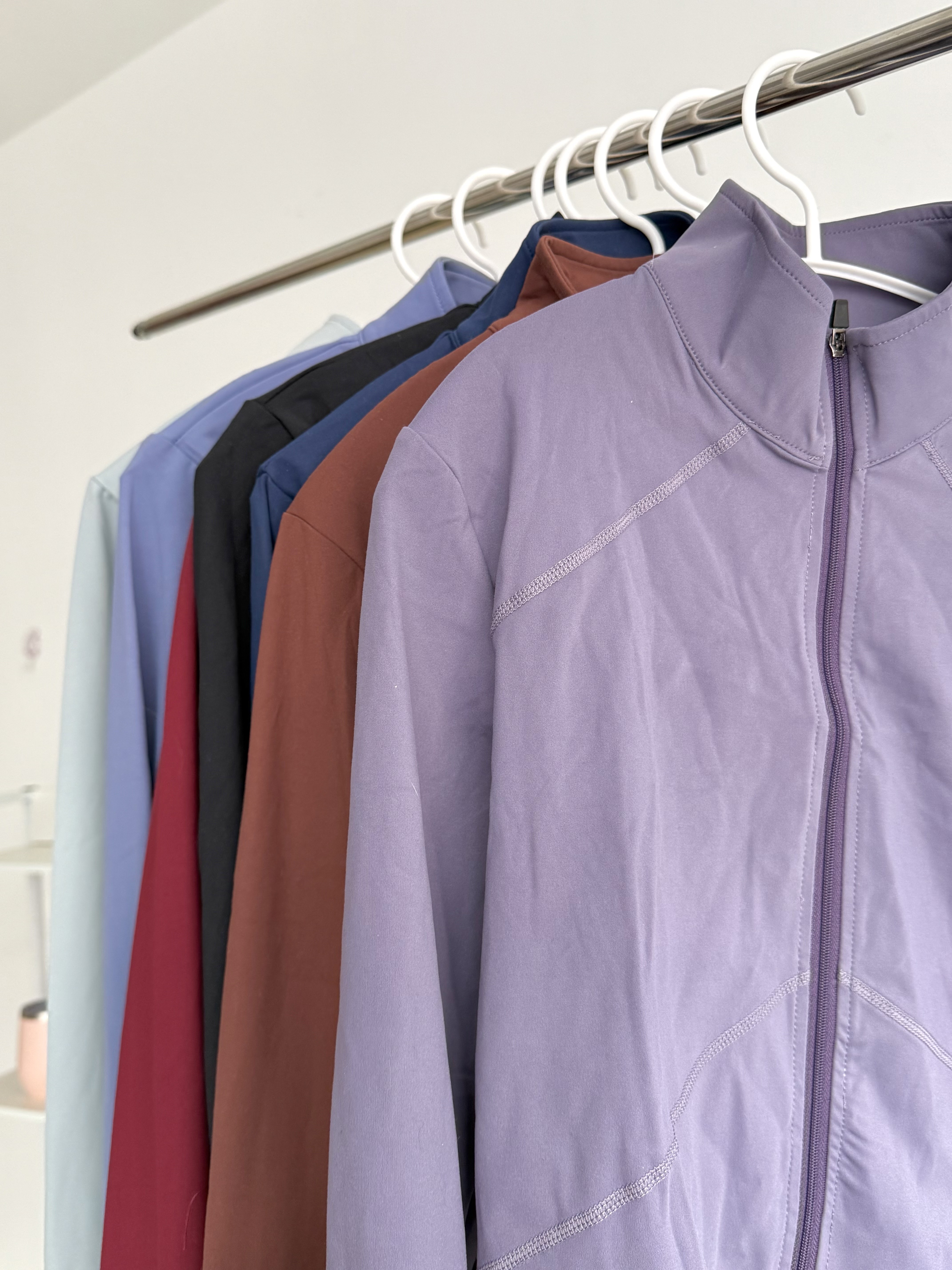 ALP紧身短款辣妹裸感健身撸铁长袖拉链外套彩色酒红色深棕色