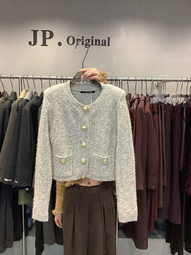 卡麦酱-JP 圆领金扣子小香风开衫 325