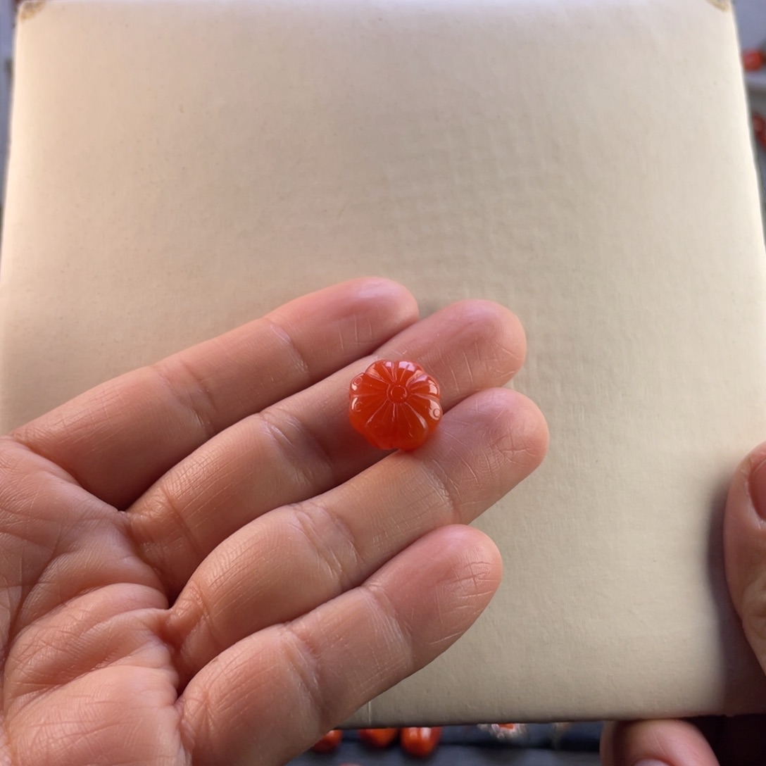 南红玛瑙珠宝奇石未镶嵌背云配饰