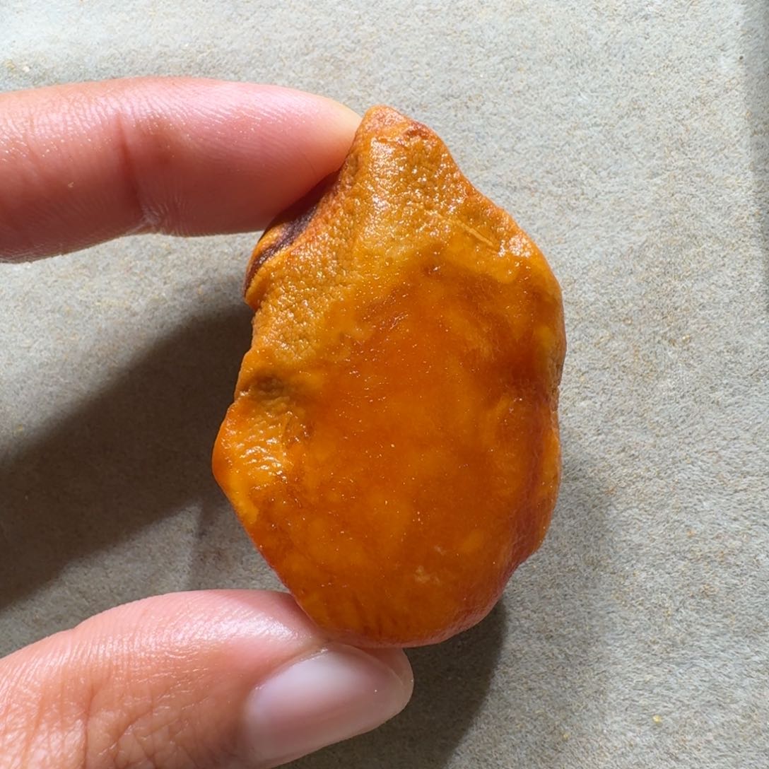 定制琥珀未镶嵌定制