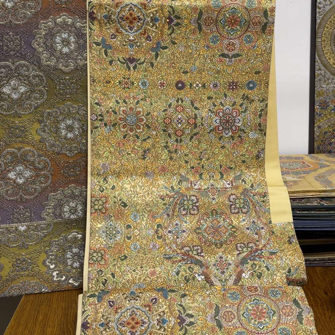 织绣织锦技艺高超的