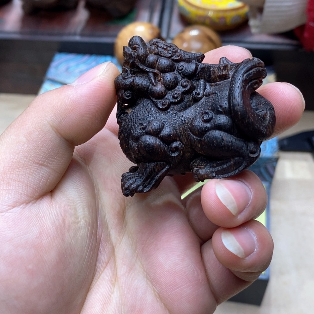 大叶紫檀（黑酸枝木类）