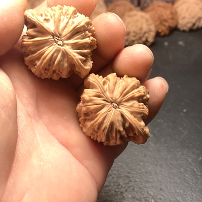 【闪购商品】文玩核桃吊坠明*磨盘