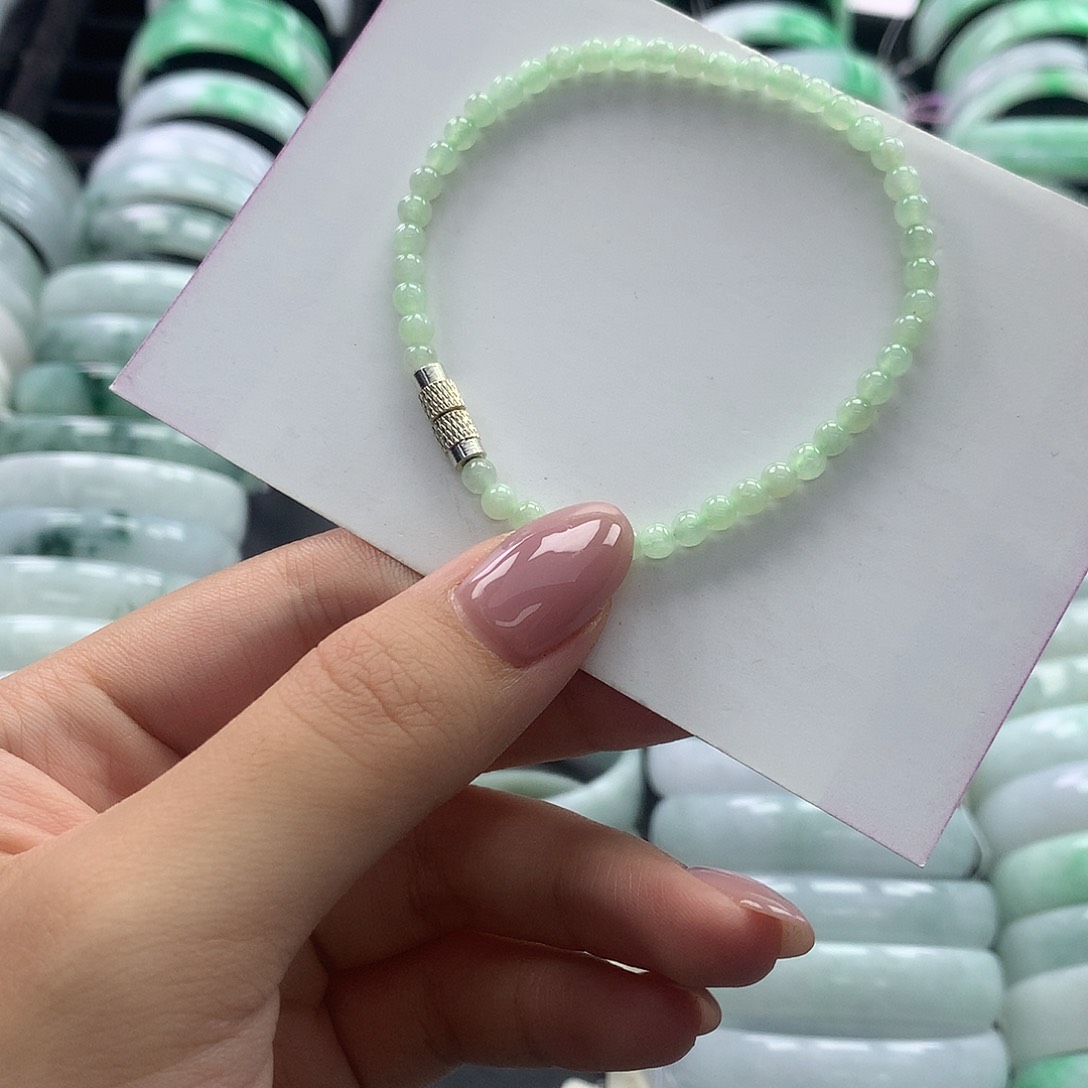 未镶嵌手镯翡翠手镯