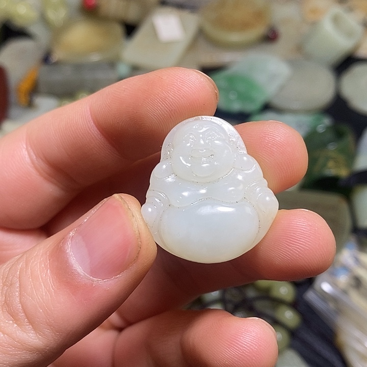 ୧***：和田玉（糖玉）未镶嵌颈饰