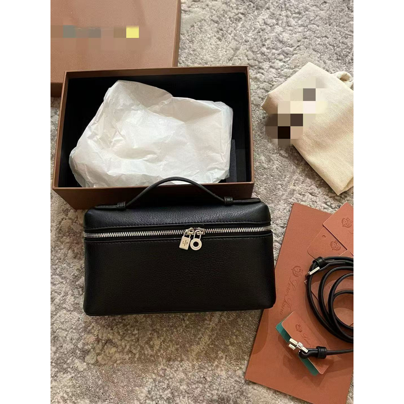 壹家衣橱皮皮包包集合