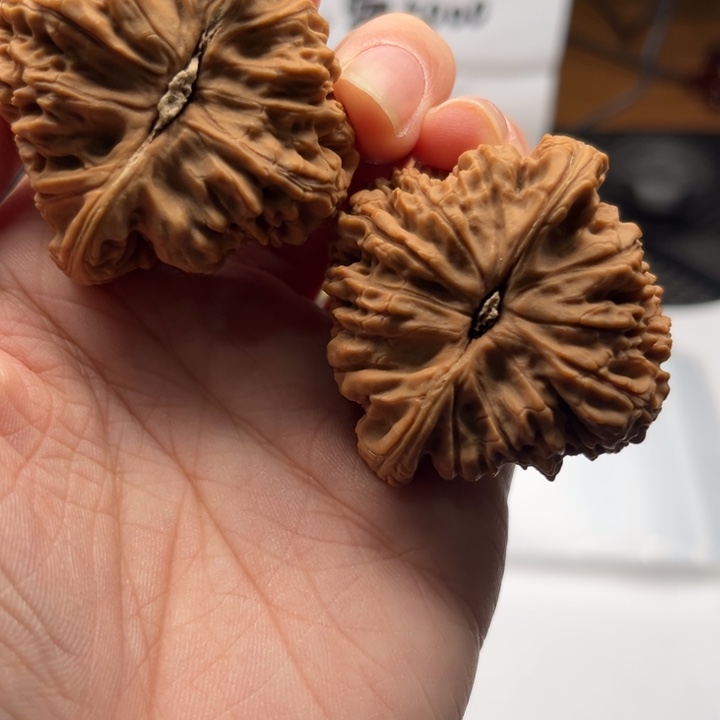 文玩核桃吊坠南疆45