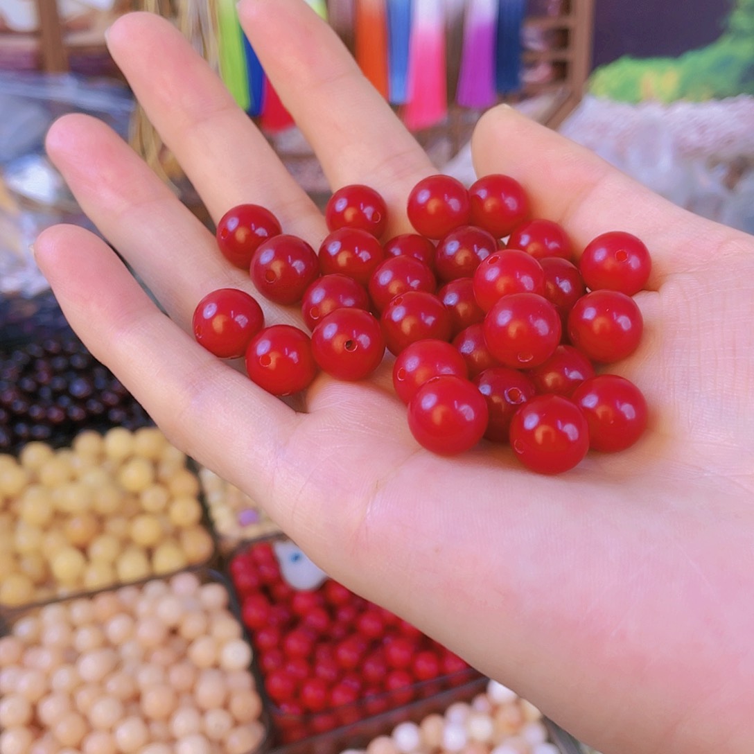 白玉菩提吊坠200颗。12mm红色