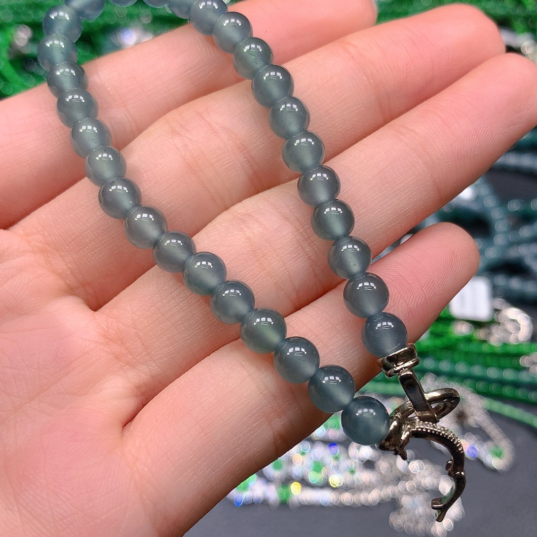 翡翠手串未镶嵌天然翡翠