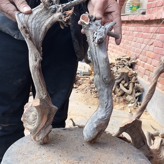 巴***雨柏木崖柏崖柏香料