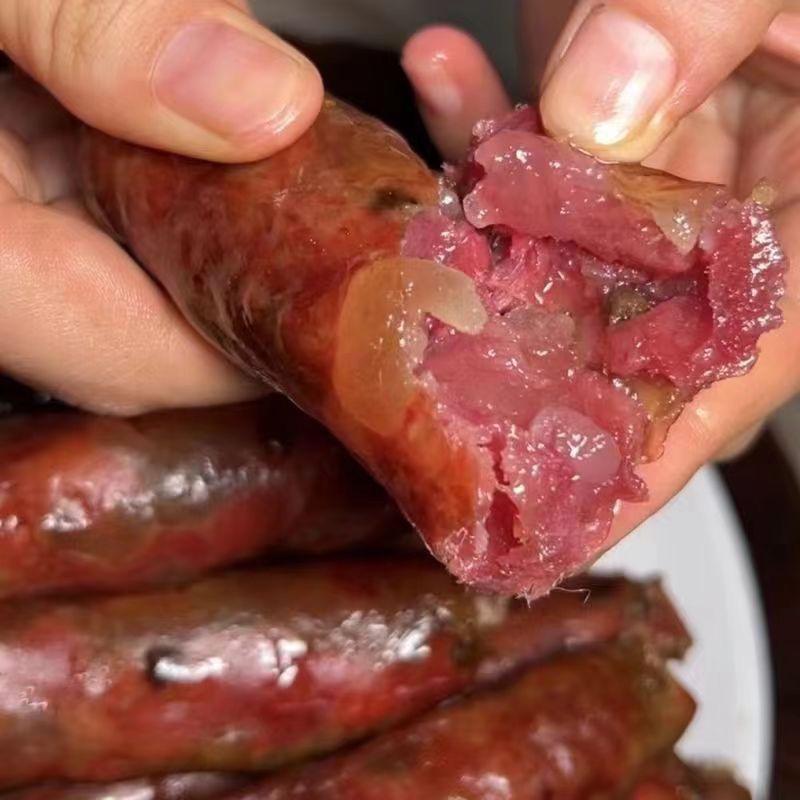 腊香肠原味土家烟熏腊香肠 盐腌制 柴火熏制工艺