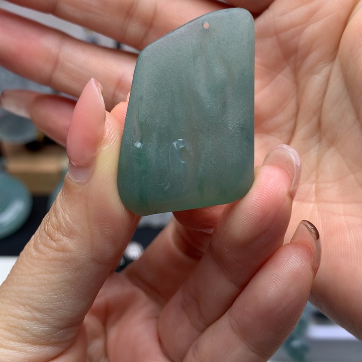 定制翡翠未镶嵌天然翡翠