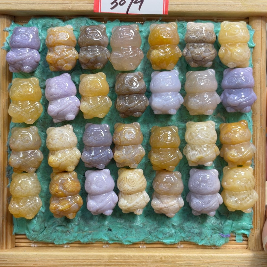 硅化玉未镶嵌颈饰小熊30米1个