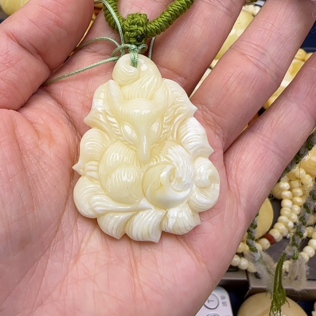 蜜蜡颈饰未镶嵌天然蜜蜡