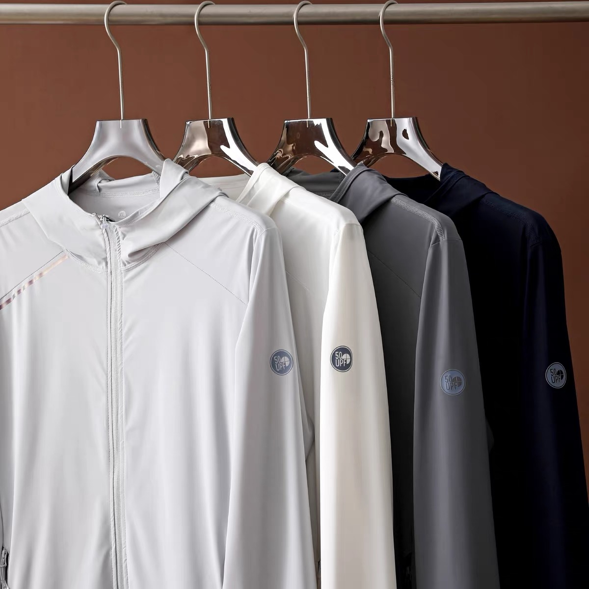 男士时尚皮肤衣外套 科技冰丝速干弹力面料夏季男士连帽薄款外套